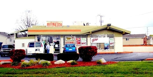 Primary Photo Of 2008 W Coldwater Rd, Flint Freestanding For Sale