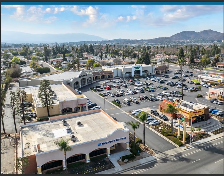Primary Photo Of 11140-11170 Magnolia Ave, Riverside Storefront Retail Office For Lease