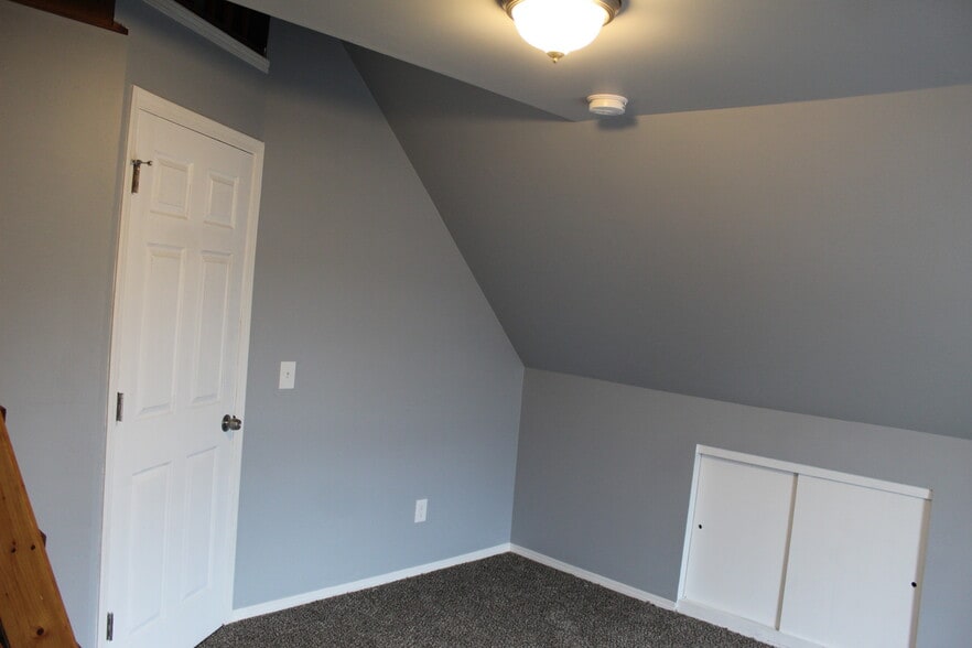 More Photos Of 801 S Mill St, Clio Apartments For Sale