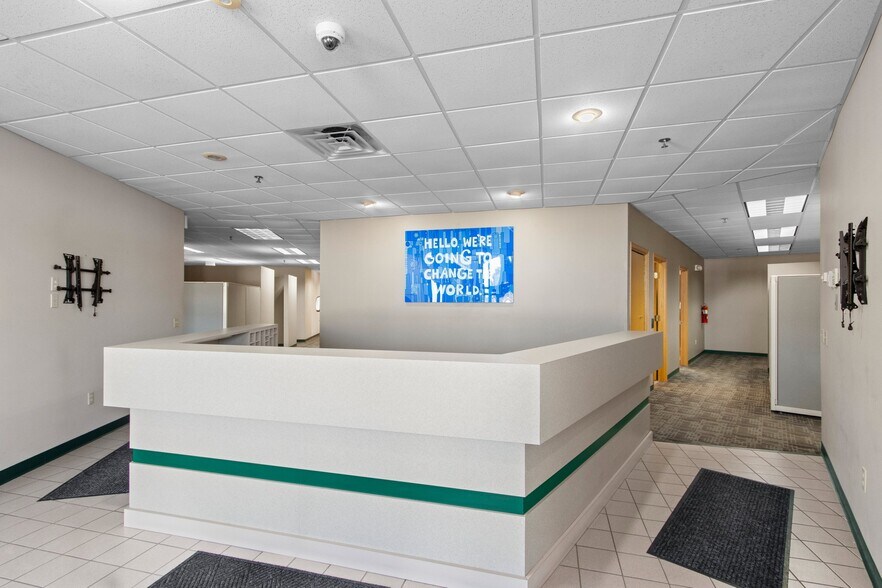 More Photos Of 2980 Walker Dr, Green Bay Office For Sale