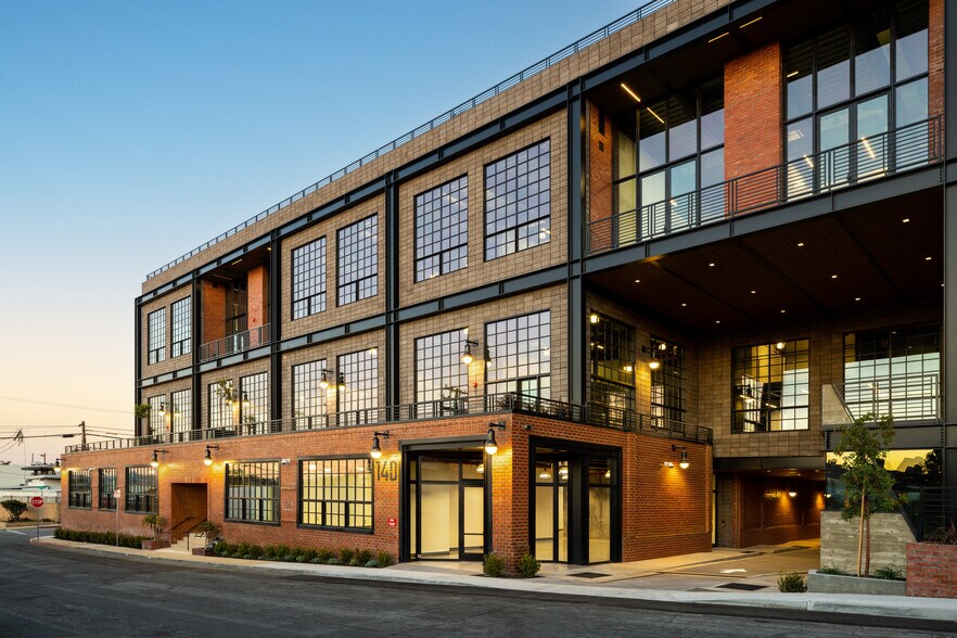 More Photos Of 136-142 Oregon St, El Segundo Research And Development For Lease