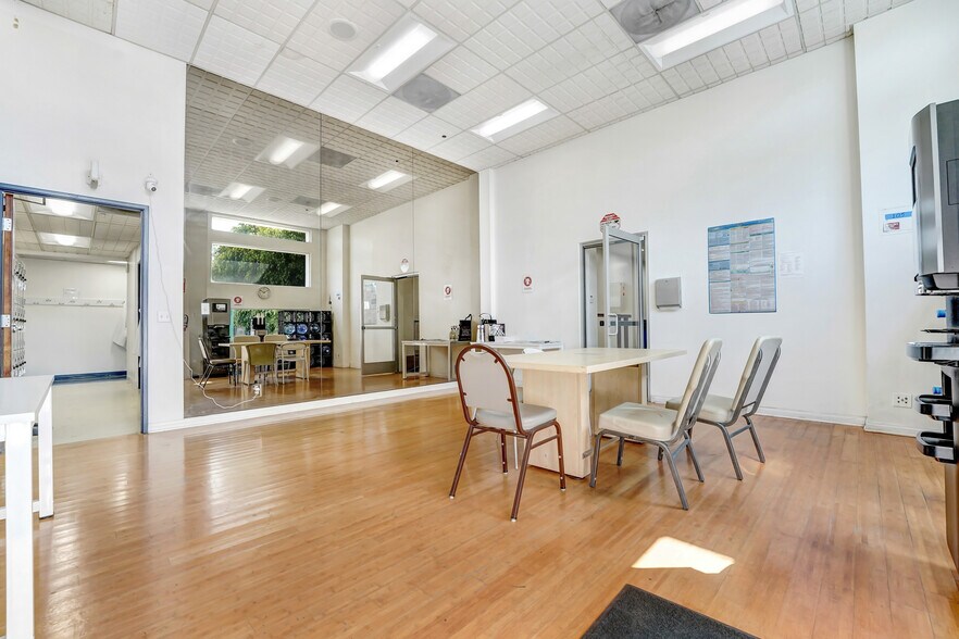 More Photos Of 11570 W Olympic Blvd, Los Angeles Medical For Sale