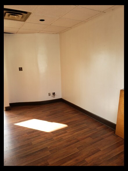 More Photos Of 117 14th St, Brooklyn Manufacturing For Sale
