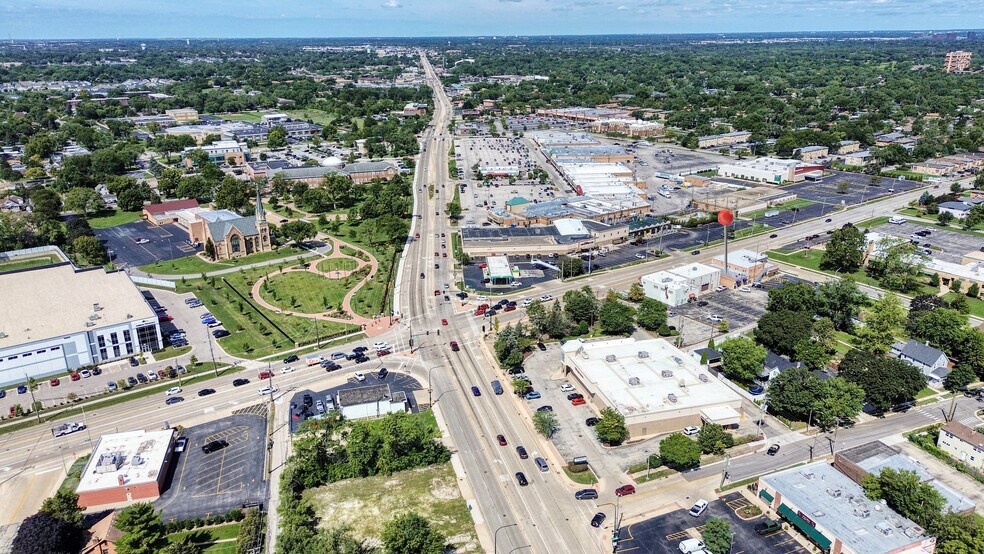 More Photos Of 329 N Addison Rd, Addison Storefront For Sale