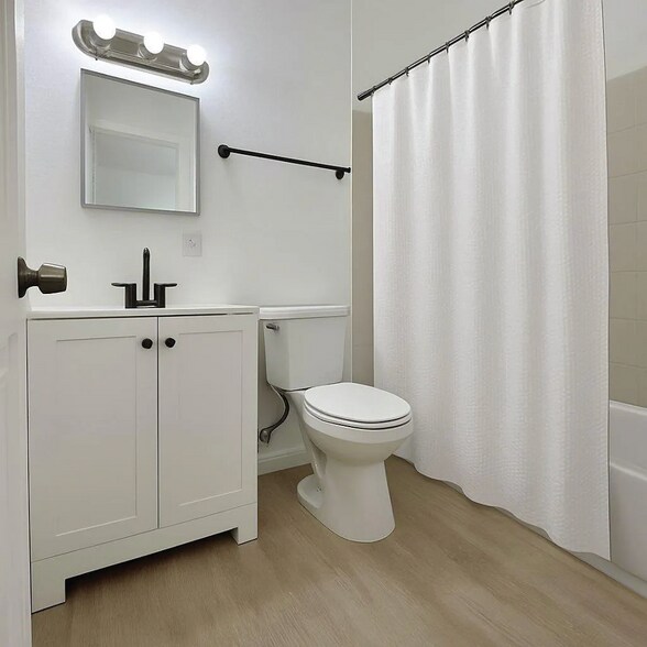 More Photos Of 320 NE 13th Ave, Boynton Beach Apartments For Sale