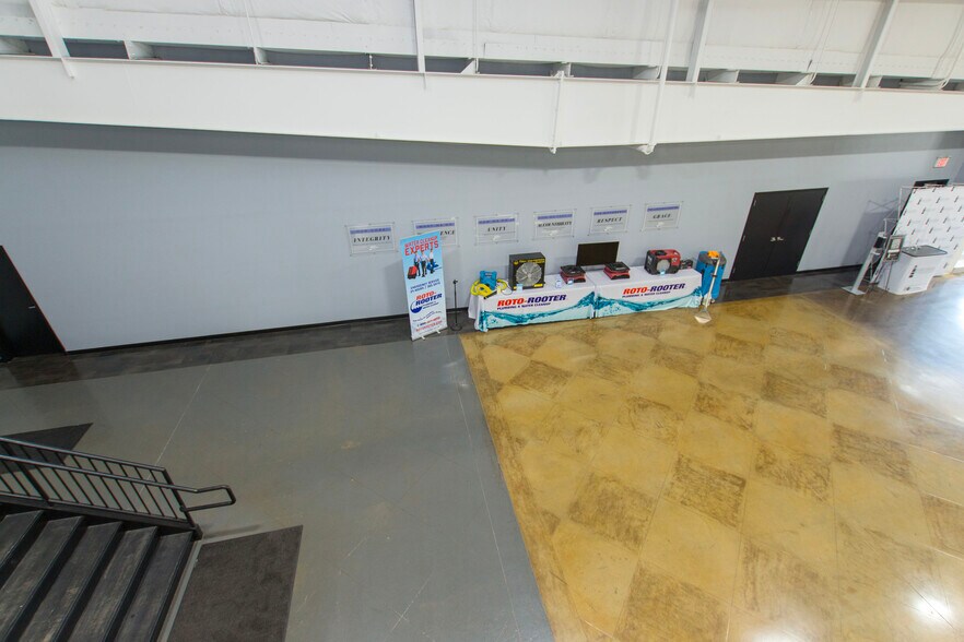 More Photos Of 1435 Paramount Dr, Huntsville Freestanding For Sale