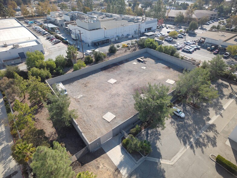 More Photos Of 670 Lawrence Dr, Thousand Oaks Land For Lease