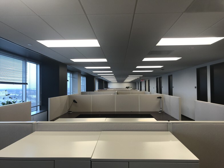 More Photos Of 333 E Butterfield Rd, Lombard Office For Lease