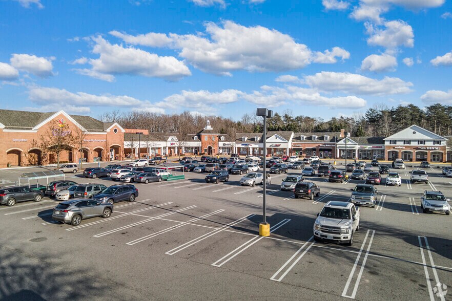 89198981 Ox Rd, Lorton, VA 22079 For Lease