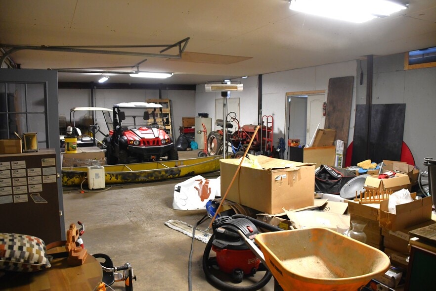 More Photos Of 138 Chestnut St, Marienville General Retail For Sale