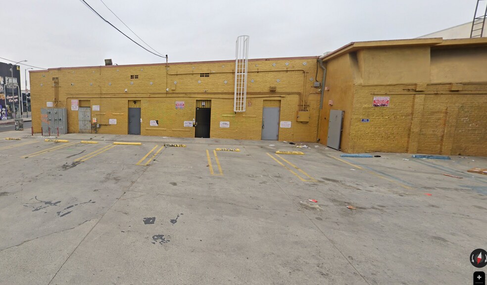 More Photos Of 7611-7615 Melrose Ave, Los Angeles Storefront For Lease