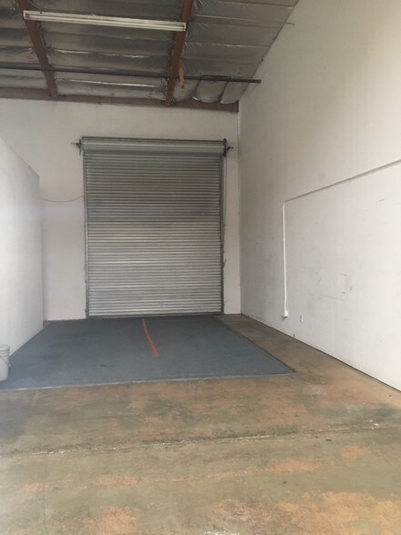 More Photos Of 5635 Riggins Ct, Reno Warehouse For Lease