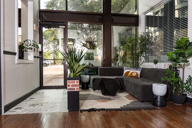 More Photos Of 1205 N Franklin St, Tampa Loft Creative Space For Lease