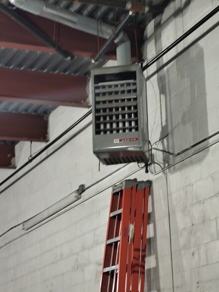 More Photos Of 218 52nd St, Brooklyn Warehouse For Lease