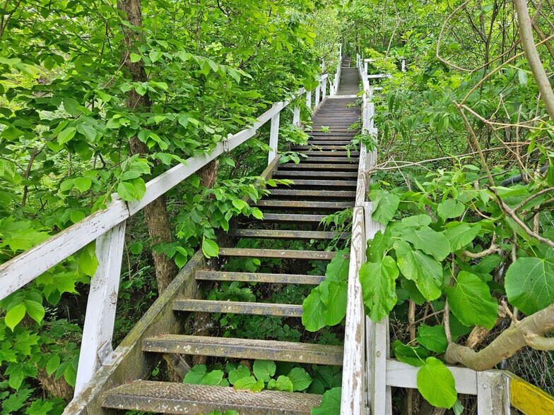 More Photos Of 0 Lake Front Dr, Erie Land For Sale