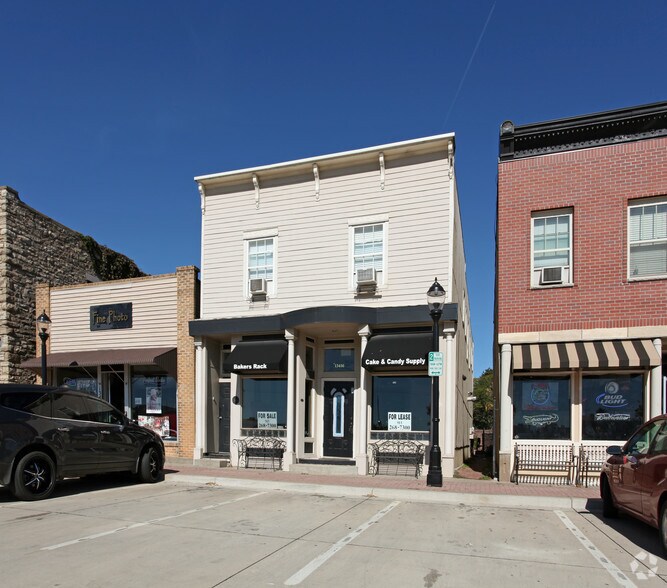 More Photos Of 13416 Santa Fe Trail Dr, Lenexa Storefront Retail Office For Lease