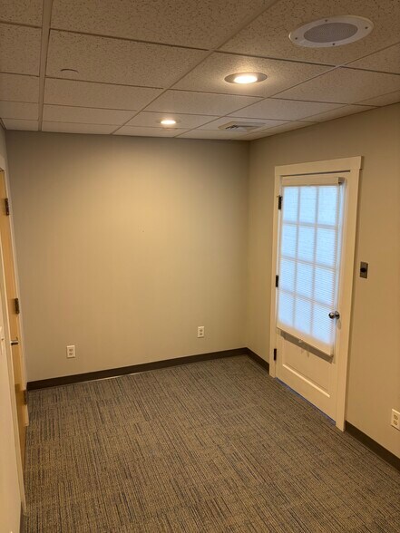 More Photos Of 2299 Woodbury Ave, Newington Medical For Lease