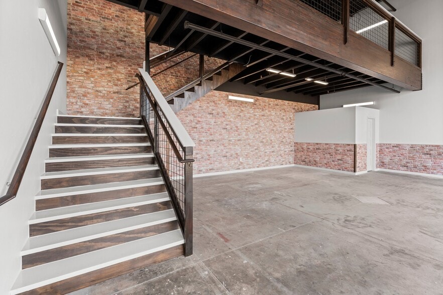 More Photos Of 1435 FM 1463 Rd, Katy Showroom For Sale