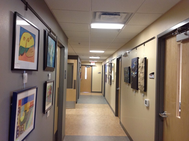 More Photos Of 2949 Venture Dr, Janesville Light Manufacturing For Lease