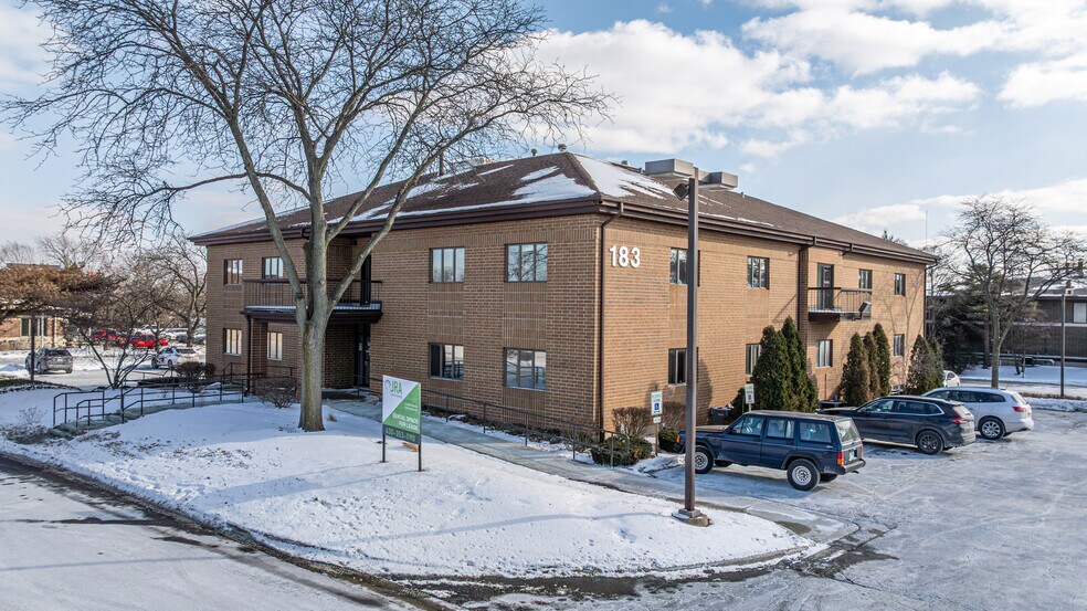 More Photos Of 183 S Bloomingdale Rd, Bloomingdale Medical For Lease