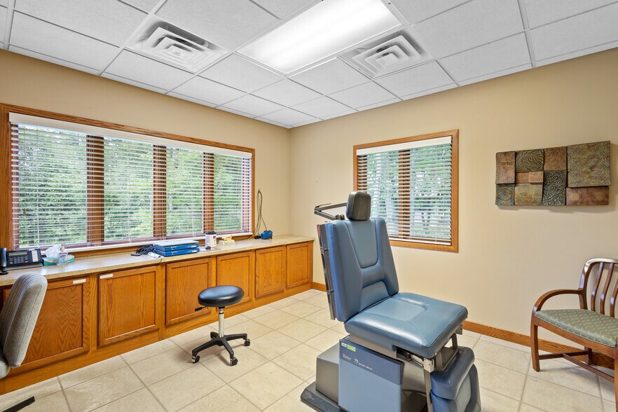 More Photos Of 3850 Glenkerry Ct, Portage Medical For Sale