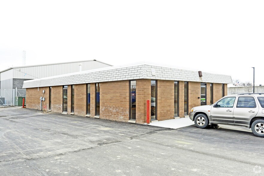 More Photos Of 2200 Holland St, Birmingham Office For Sale