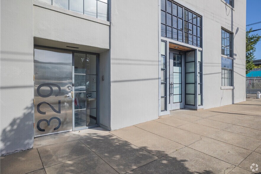 More Photos Of 329-331 Jefferson St, Oakland Office For Lease