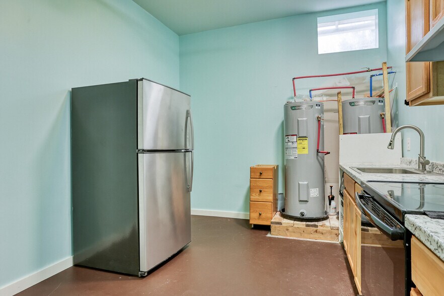 More Photos Of 55 Main St, Garden City Office Residential For Sale