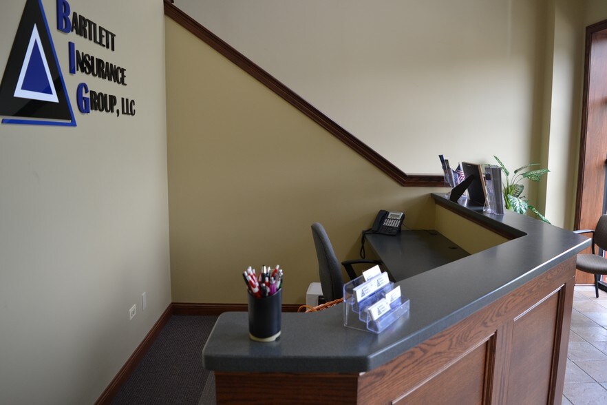 More Photos Of 792-806 W Bartlett Rd, Bartlett Loft Creative Space For Sale