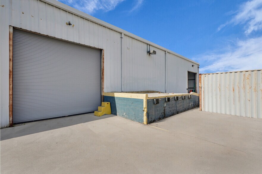 More Photos Of 1313 Rogers St, Savannah Service For Sale