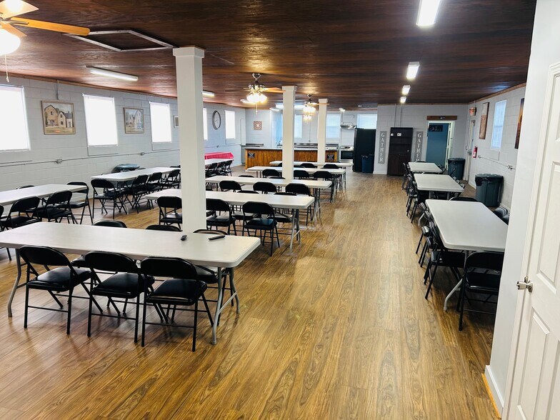 More Photos Of 2677 NC-903 Hwy, Stokes Sports And Entertainment For Sale