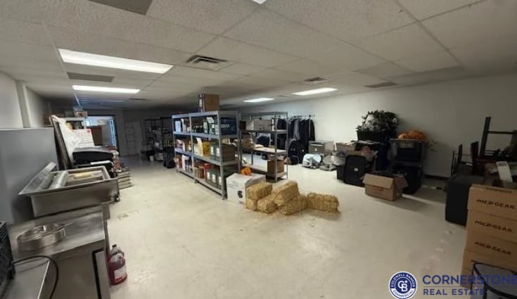 More Photos Of 1944 Cy Ave, Casper Storefront Retail Office For Sale
