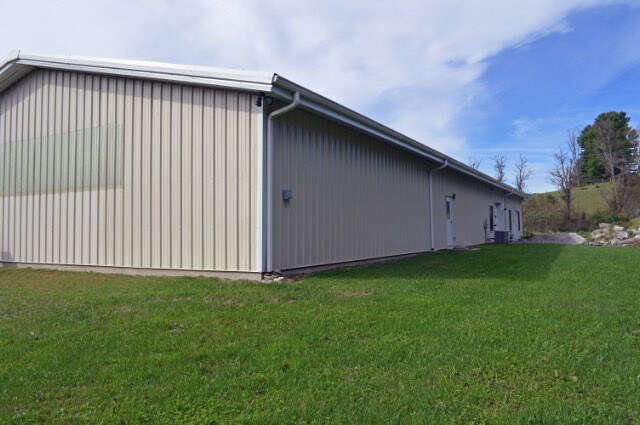 More Photos Of 180 Yuma Ln, Deep Gap Research And Development For Lease