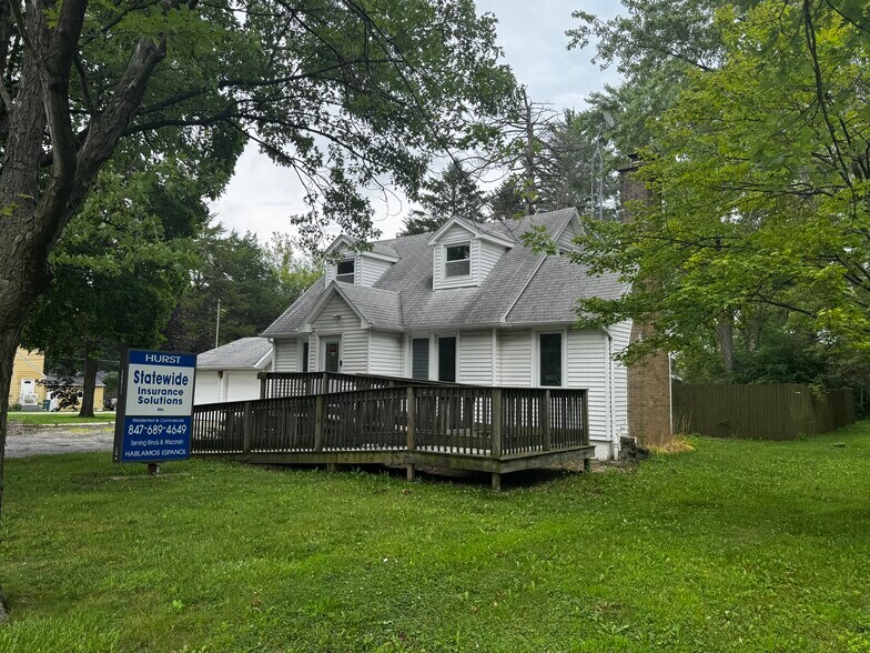 More Photos Of 36911 N Green Bay Rd, Waukegan Office For Sale