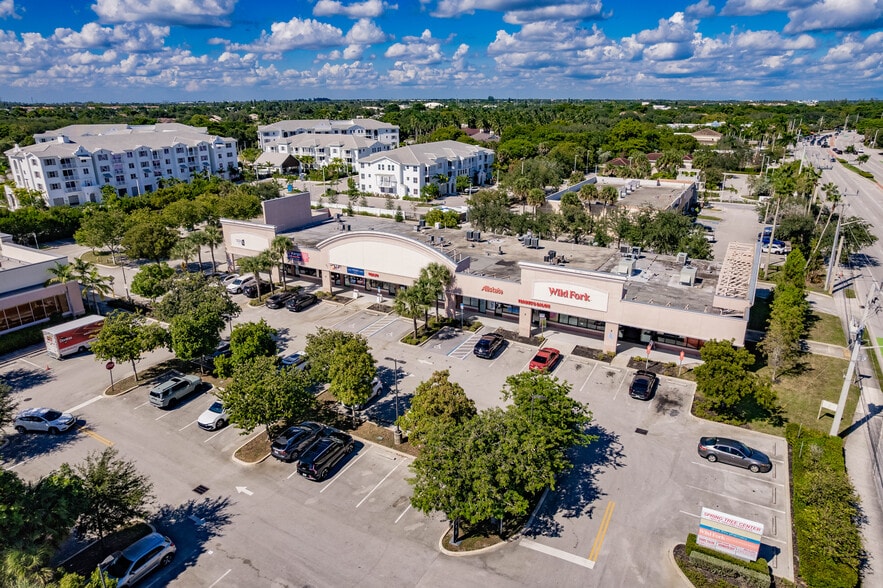 More Photos Of 8053 W Oakland Park Blvd, Sunrise Storefront For Sale