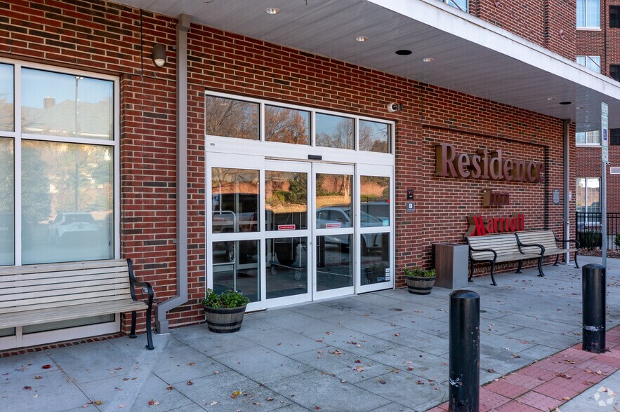 More Photos Of 1108 W Main St, Durham Hotel For Lease