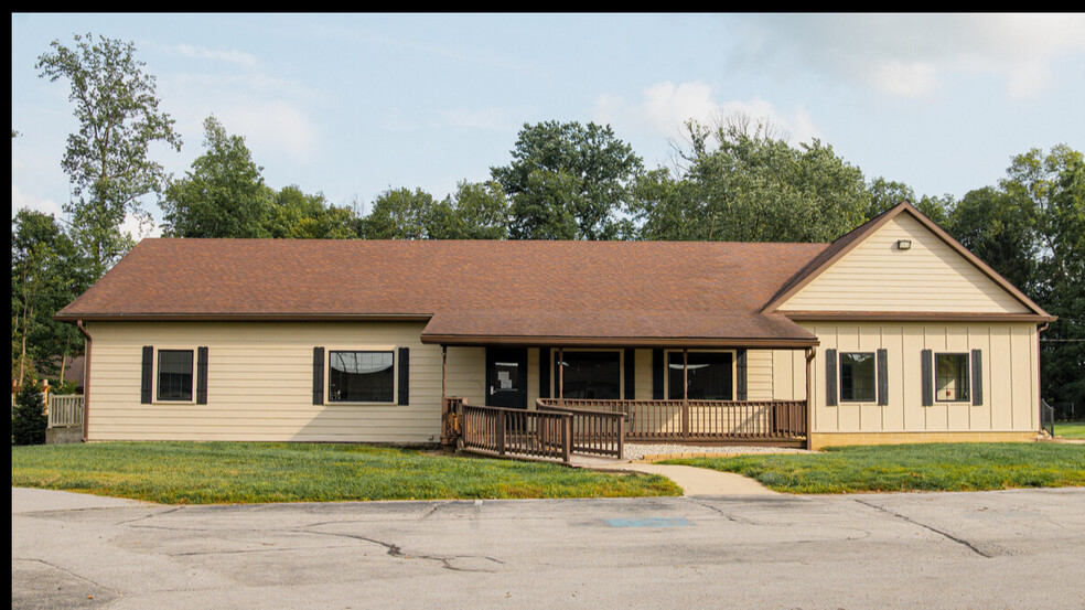 Primary Photo Of 1203 W Alto Rd, Kokomo Medical For Lease