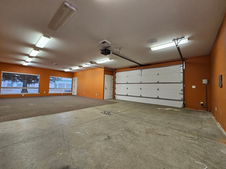 More Photos Of 5125 Wittenberg Ln NE, Salem Medical For Sale