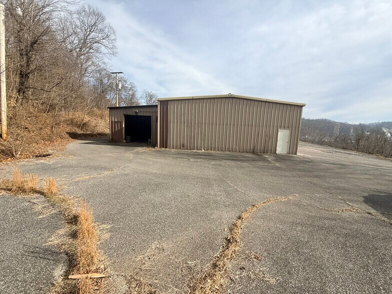 More Photos Of 13125 Old US Route 23, Catlettsburg Industrial For Sale