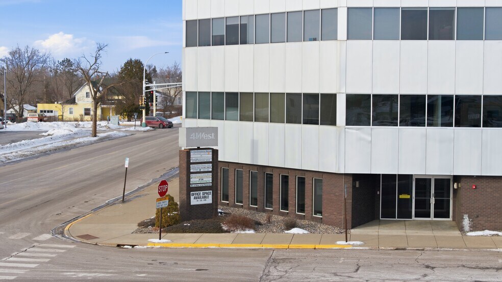More Photos Of 403 4TH St NW, Bemidji Medical For Lease