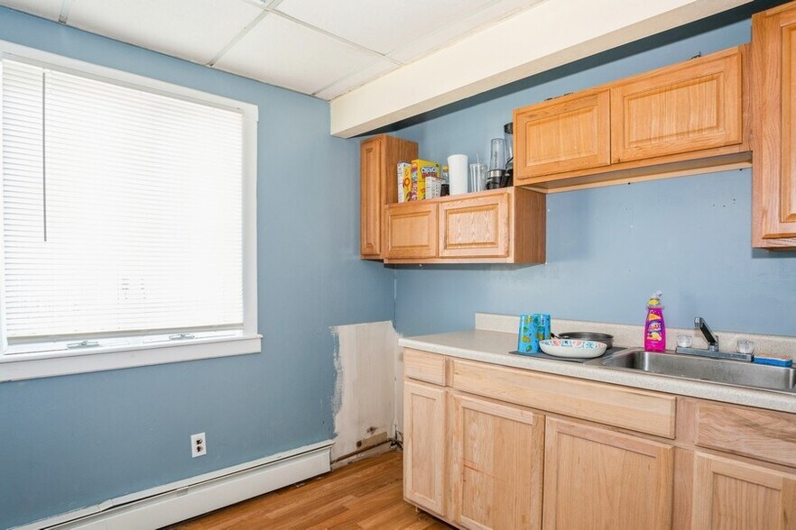 More Photos Of 626 Canal Rd, Mount Sinai Office For Lease