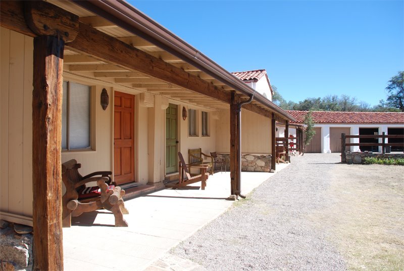 More Photos Of 1170 Rancho Robles Rd, Oracle Hotel For Sale