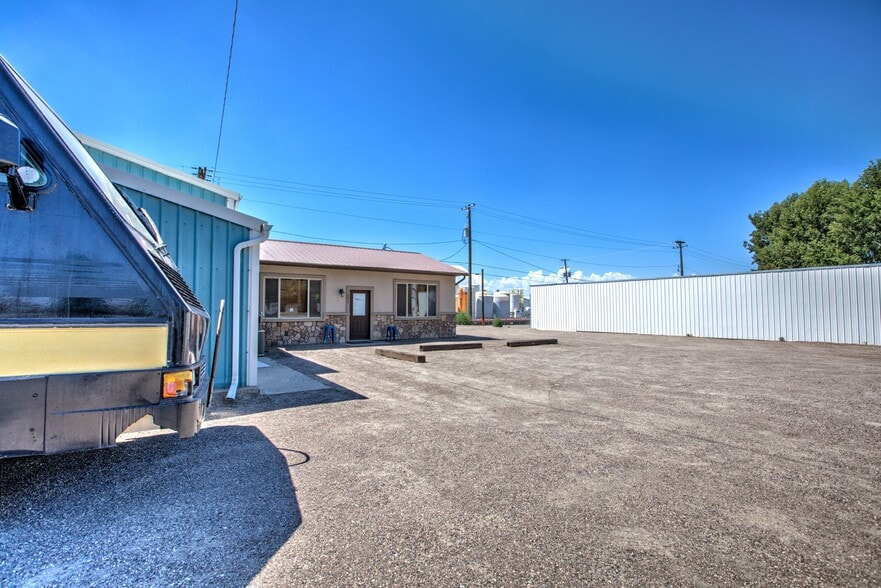 More Photos Of 151 Highway 30, Kimberly Self Storage For Lease