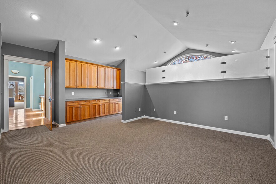 More Photos Of 7102 La Vista Pl, Niwot Medical For Sale