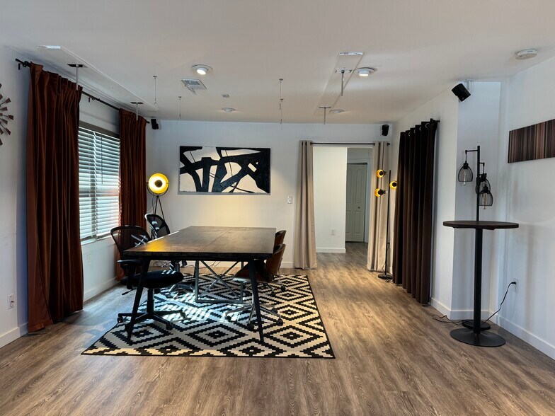 More Photos Of 1555 Cedar Grove Rd, Conley Office For Sale