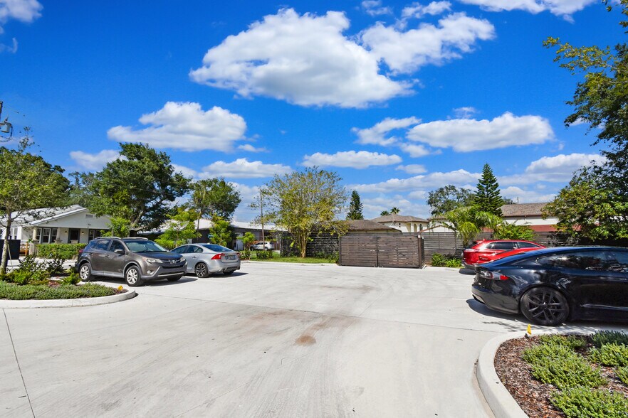 More Photos Of 3000 N Ponce De Leon Blvd, Saint Augustine Storefront Retail Office For Lease