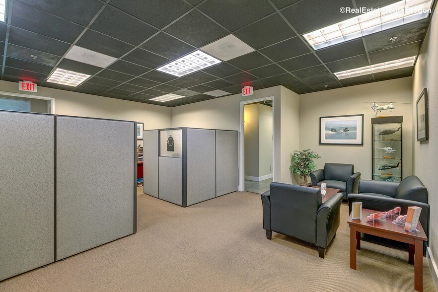 More Photos Of 22831 Forest Creek Dr, Sherwood Office For Lease