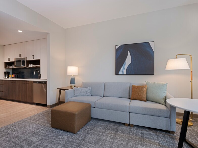 More Photos Of 50 Ponce de Leon St, Miramar Beach Hotel For Sale