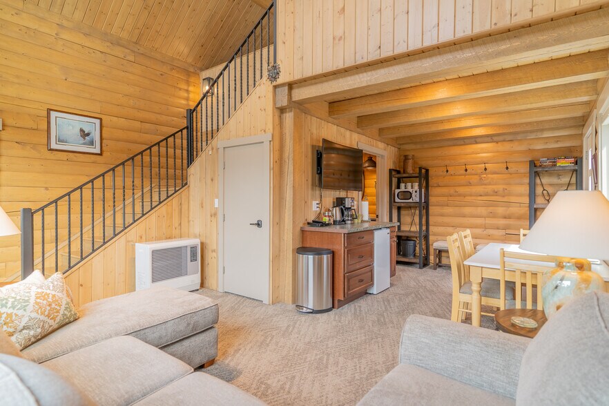 More Photos Of Quartz Lake, Delta Junction Lodge Meeting Hall For Sale