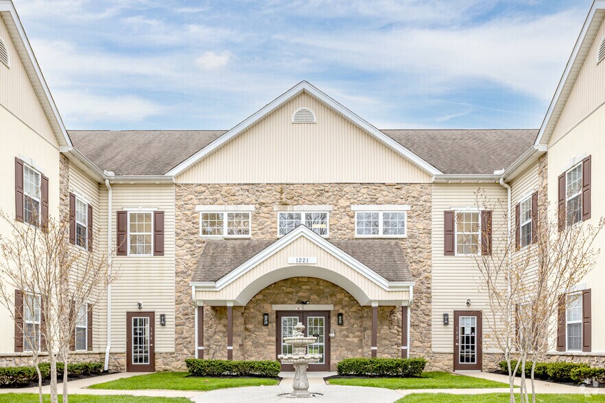 More Photos Of 1221 N Church St, Moorestown Medical For Lease